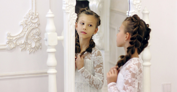 Flower Girls' Lace Dress Trends 2025