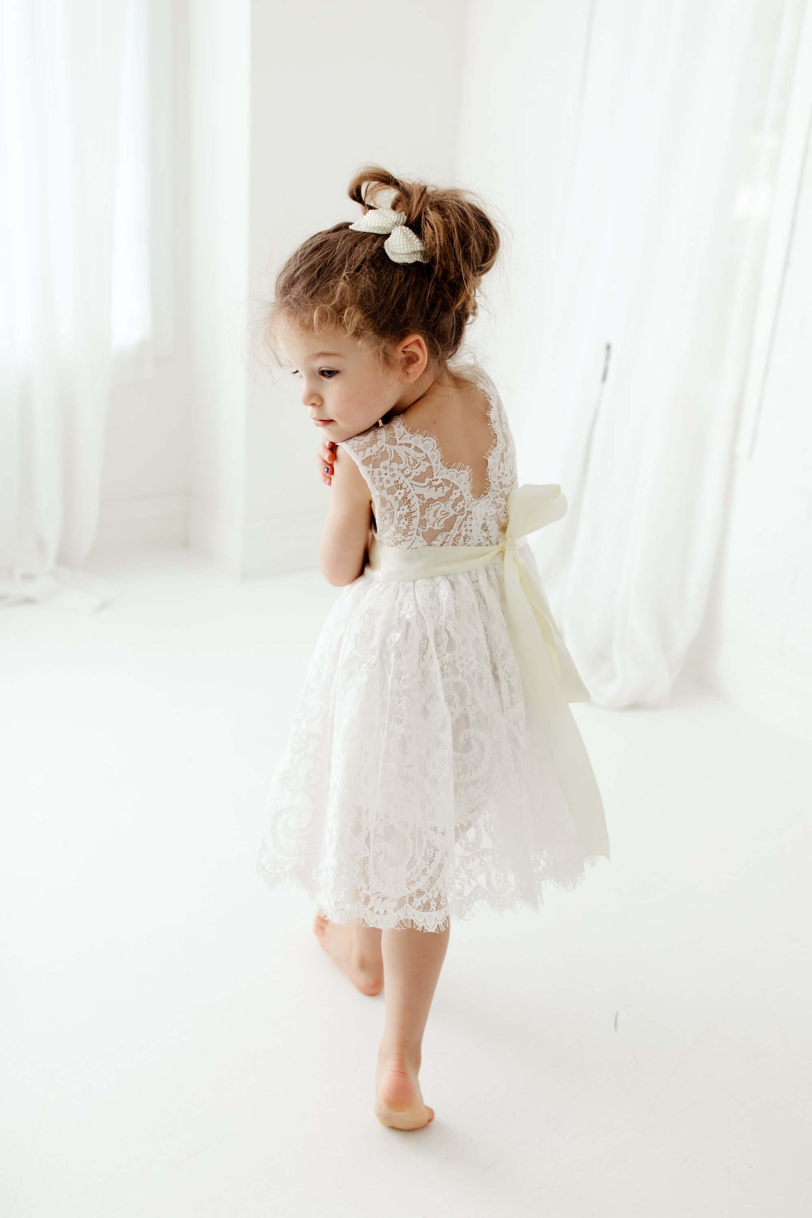 knee length dresses for ladies Swan White Flower Girl Lace Dress