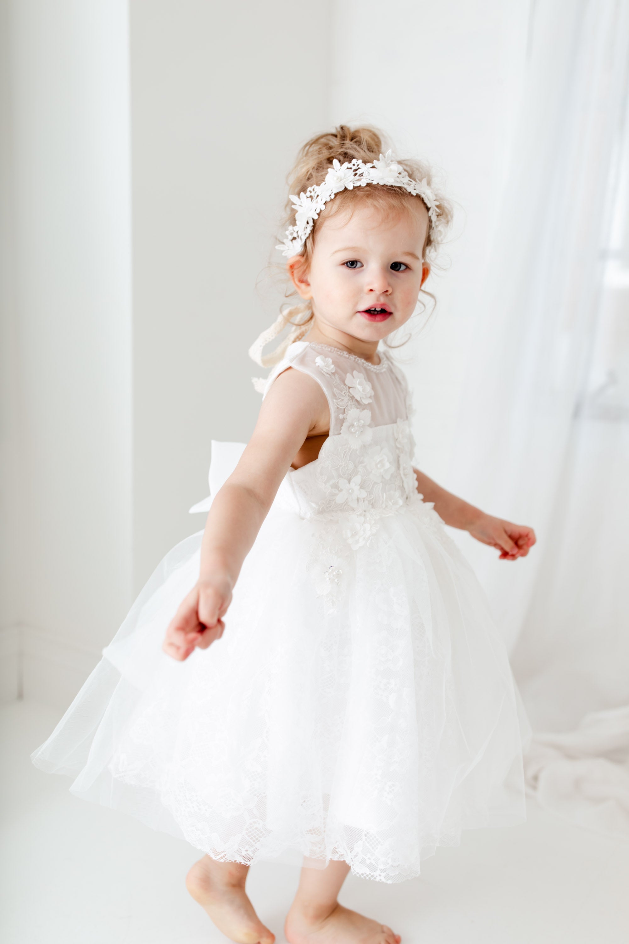 White Poppy Flower Girl Dress Is the Perfect Amount of Boho Chic ...